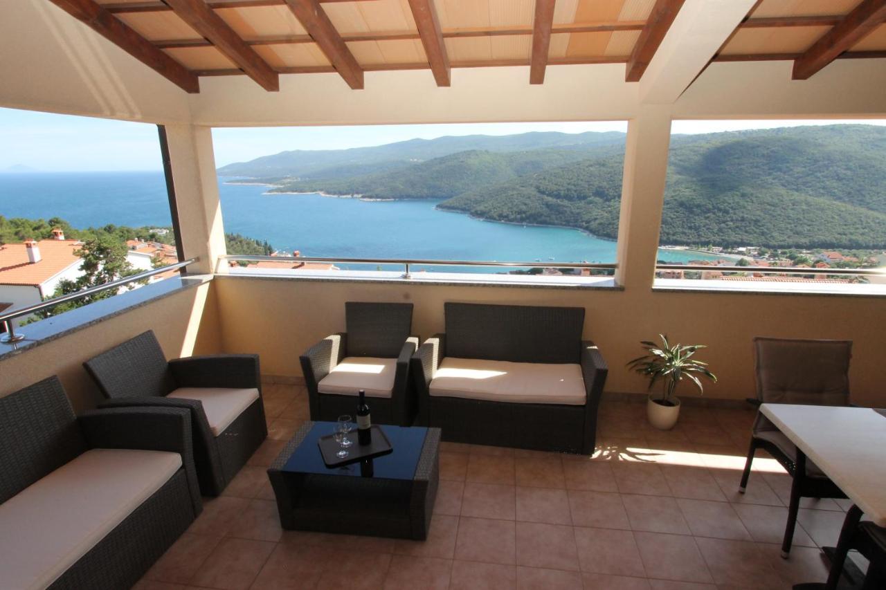 Apartments Mareblu Rabac Exterior photo