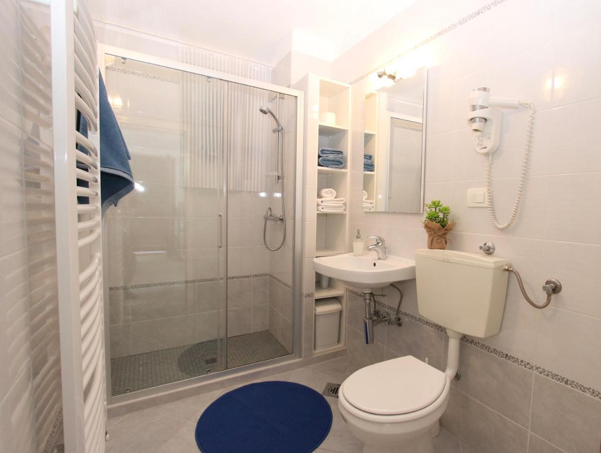 Apartments Mareblu Rabac Exterior photo