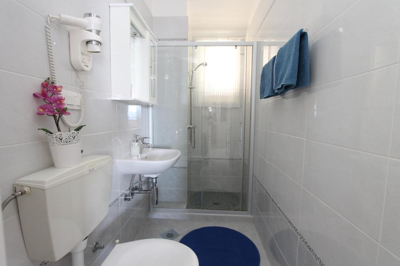 Apartments Mareblu Rabac Exterior photo